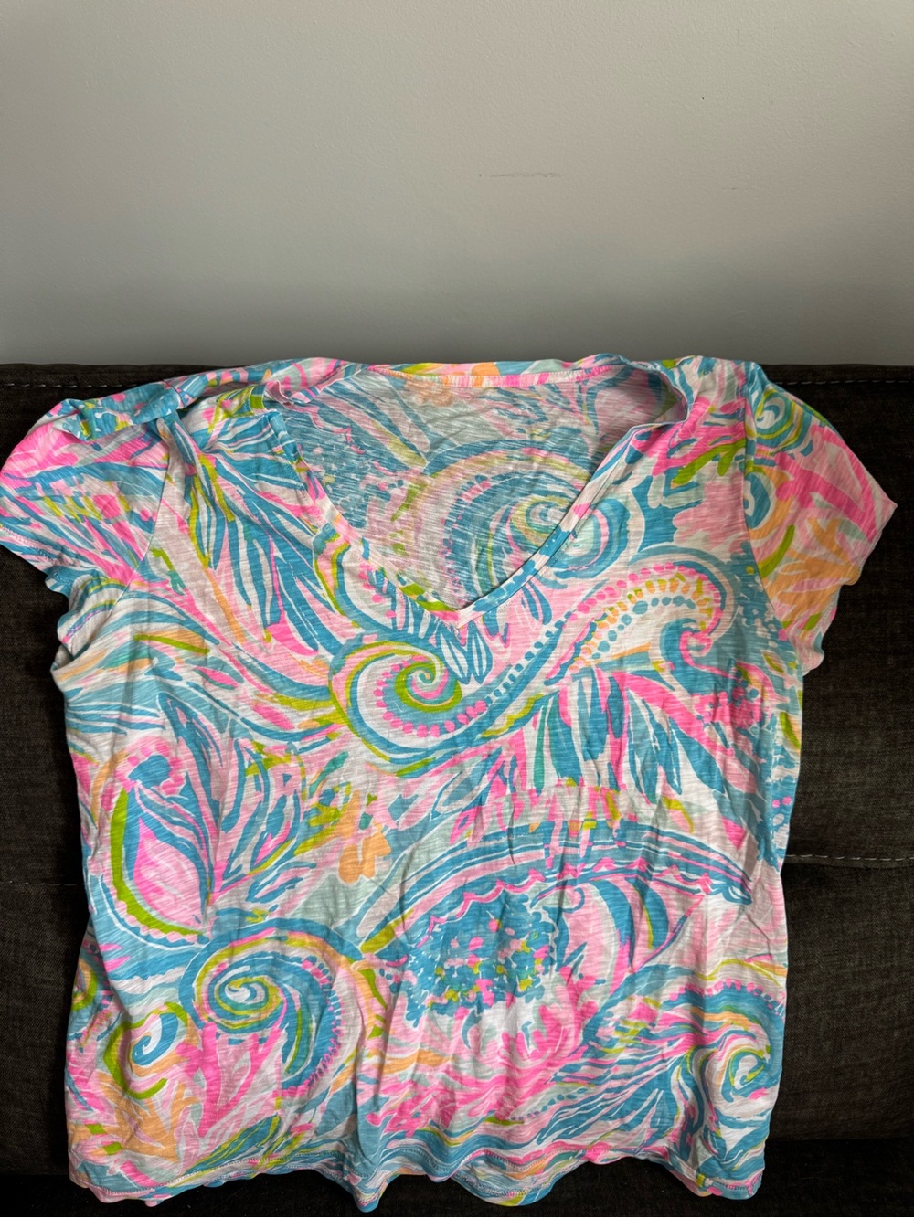 Lilly Pulitzer Vibrant Paisley Swirl V-Neck Tee in Pink & Aqua